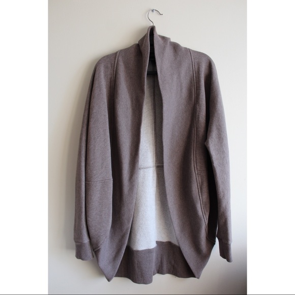 Banana Republic Tops - Banana Republic Sweatshirt